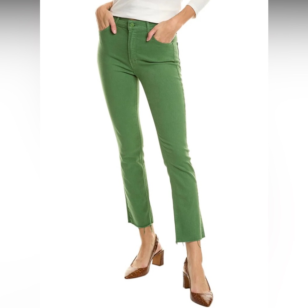 NWOT MOTHER Mid- Rise Dazzler Ankle Fray in “Play Date”